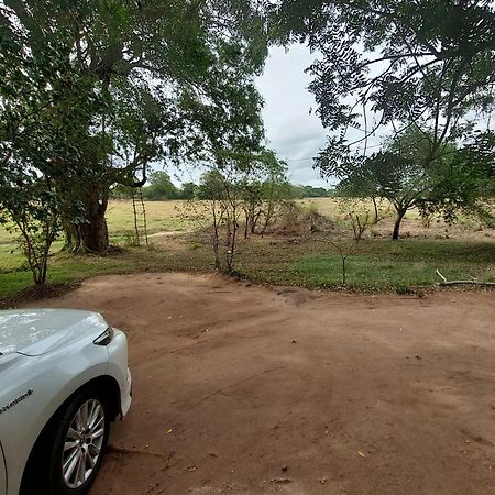 Вилла Life Of Leisure Wilpattu Pahala Maragahawewa Экстерьер фото