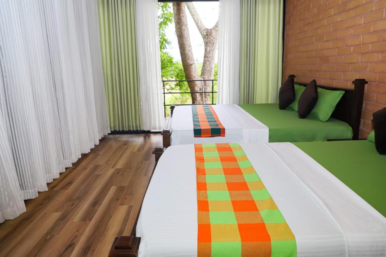 Вилла Life Of Leisure Wilpattu Pahala Maragahawewa Экстерьер фото